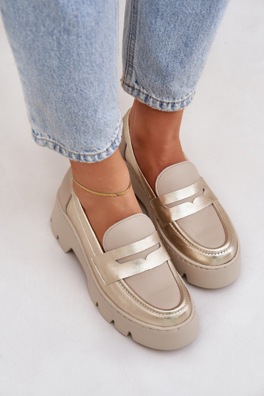 Leer Damesmocassins op het platform En platte hakken Zazoo 20191 gouden kleur Leer Damesmocassins op het platform En platte hakken Zazoo 20191 gouden kleur