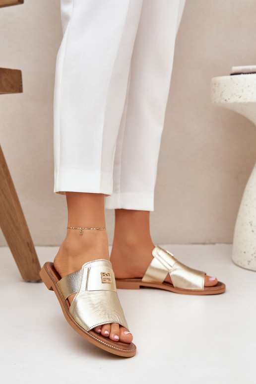 Elegante stijl Slippers Gemaakt van natuurlijk leer met brede hakken Zazoo 40423 gouden kleur Elegante stijl Slippers Gemaakt van natuurlijk leer met brede hakken Zazoo 40423 gouden kleur