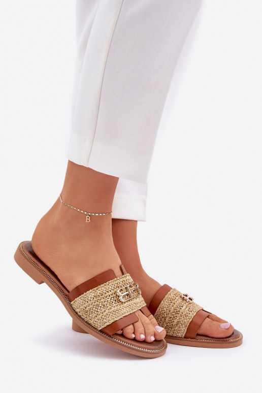 Leren pantoffels Met sierlijk Detalem I Plecionką Zazoo 40426 bruine kleur Leren pantoffels Met sierlijk Detalem I Plecionką Zazoo 40426 bruine kleur