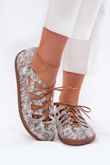 Ballerina schoenen met uitsparingen Tai turiciejka 06835-25/00-1 gouden kleur