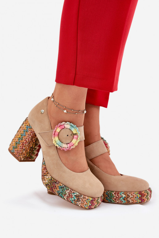 Suede schoenen Met Vlecht met hakken en platform Het heeftciejka 06839-04 beige Suede schoenen Met Vlecht met hakken en platform Het heeftciejka 06839-04 beige