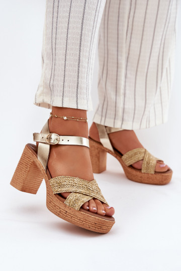 Gouden dames sandalen met hakjes en gevlochten band Zazoo 40460