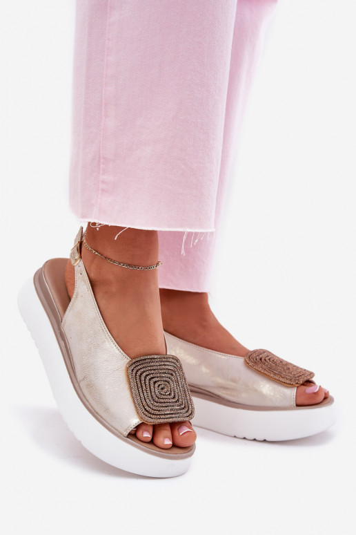 Zazoo 1786 Dames sandalen Dames met platform met ornamenten gouden kleur Przecierany Zazoo 1786 Dames sandalen Dames met platform met ornamenten gouden kleur Przecierany