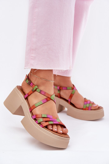 Dames sandalen in verschillende kleuren Tai turiciejka 06990-39