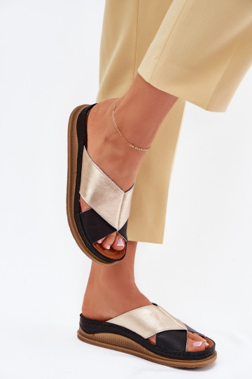 Leren pantoffels Dames met platform Het heeftciejka L4986-25 goud-zInart