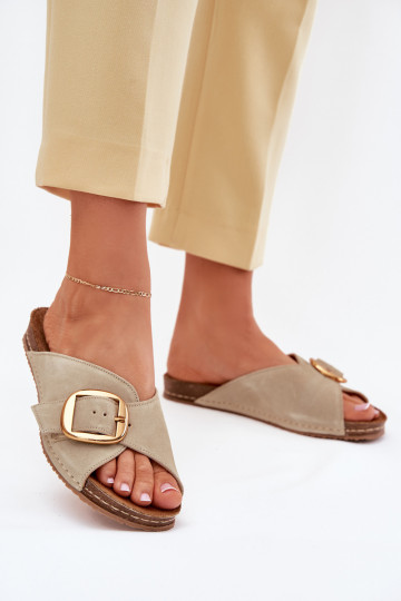 Pistachekleurige leren slippers met gouden gespen Tai turiciejka 07000-22 2