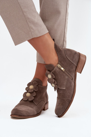 Zamshoe dames schoenen met decoratieve bloemen details Zazoo 3080 zandkleur 2