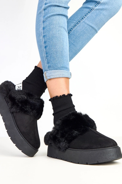 Zwarte korte, met bont verwarmde...