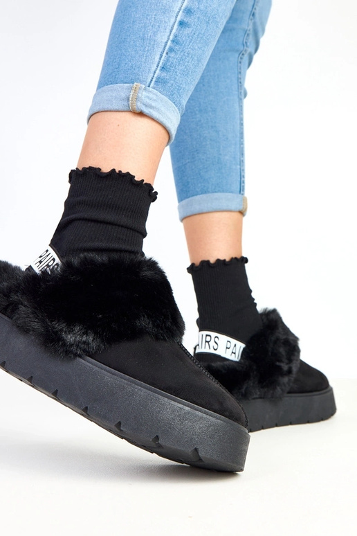 Zwarte korte, met bont verwarmde...