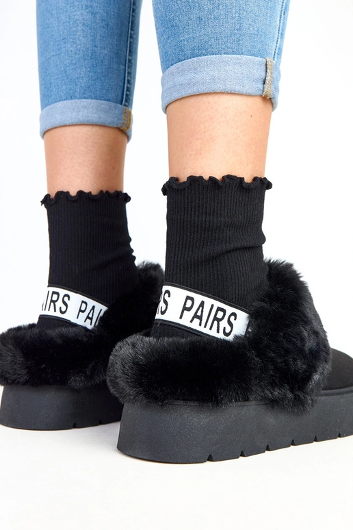 Zwarte korte, met bont verwarmde...