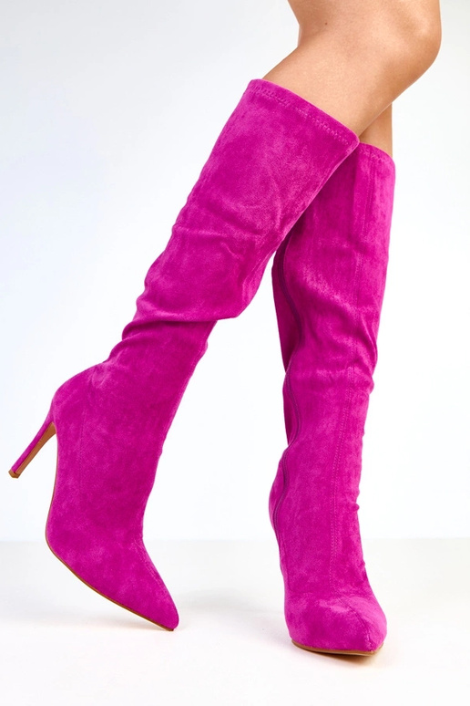 Paarse hoge hak enkellaarsjes tot de... Paarse hoge hak enkellaarsjes tot de...