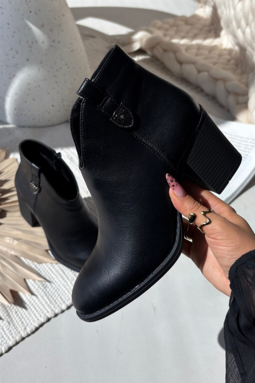 Gevoerde dames enkellaarsjes van eco-leer in zwart Talienne Gevoerde dames enkellaarsjes van eco-leer in zwart Talienne