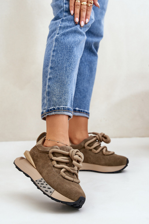 van suède Sneakers model schoenen Dames met platformGrubym Vetersluitingm Artiker 54C1466 bruine kleur van suède Sneakers model schoenen Dames met platformGrubym Vetersluitingm Artiker 54C1466 bruine kleur