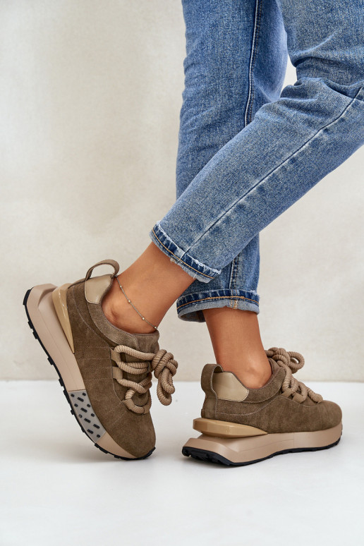 van suède Sneakers model schoenen Dames met platformGrubym Vetersluitingm Artiker 54C1466 bruine kleur van suède Sneakers model schoenen Dames met platformGrubym Vetersluitingm Artiker 54C1466 bruine kleur