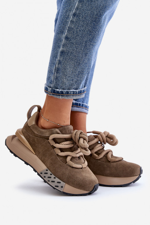 van suède Sneakers model schoenen Dames met platformGrubym Vetersluitingm Artiker 54C1466 bruine kleur van suède Sneakers model schoenen Dames met platformGrubym Vetersluitingm Artiker 54C1466 bruine kleur