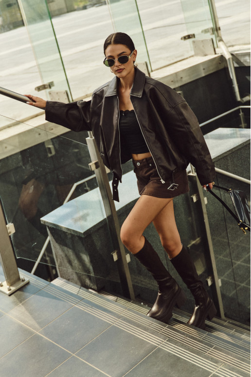 Dames lange laarzen op zware hakken en platform instapmodel bruin Florinne