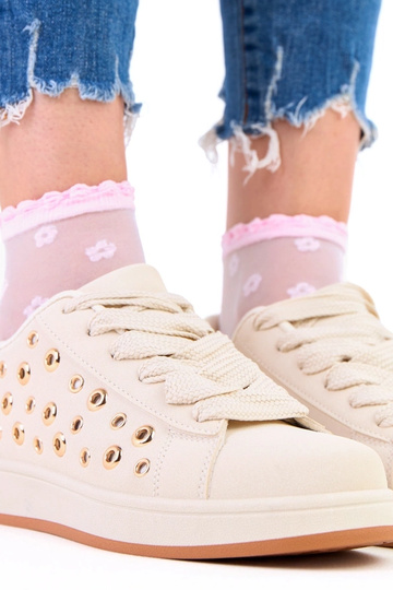 Zandkleurige sneakers op platform met studs Adelis