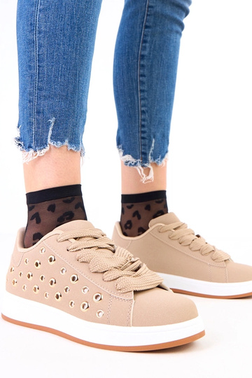 Bruine sportieve schoenen op plateau met studs Adelis 2