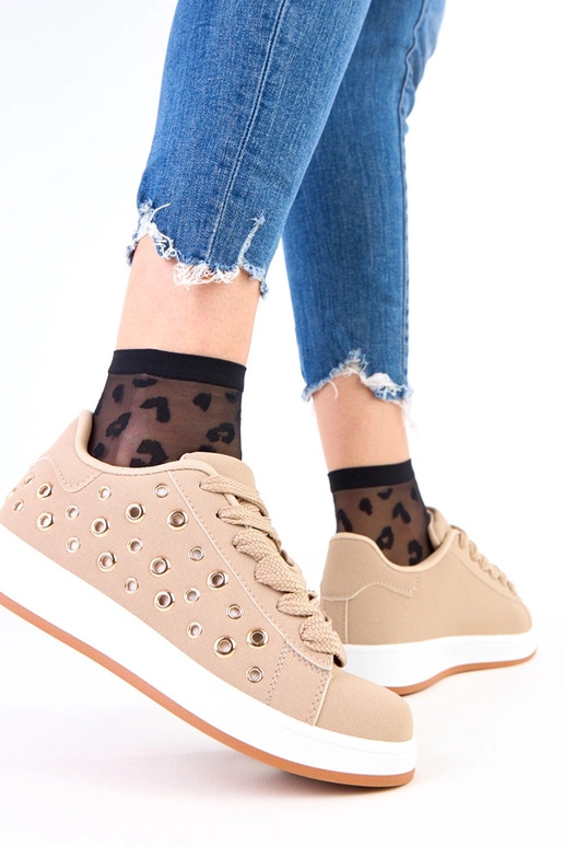 Bruine sportieve schoenen op plateau...