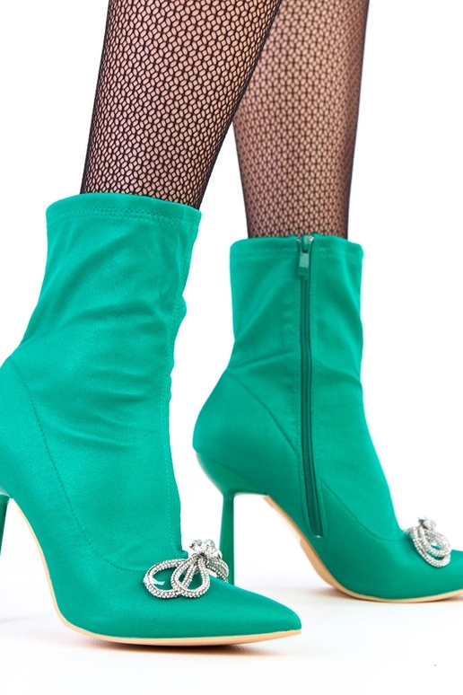 Groene satijnen enkellaarsjes met...