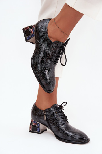 Halfleren schoenen van lakleer Dames met hakken met glanzende gaten Artiker 57C0072 grijs