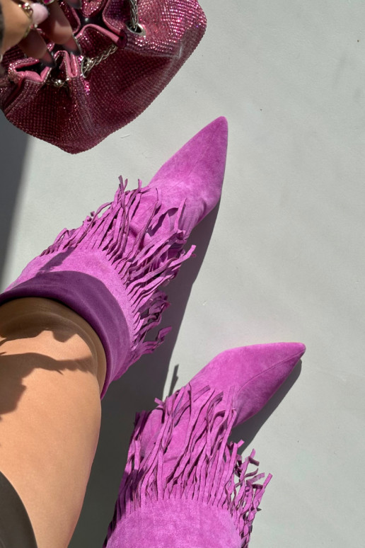 Dames lange laarzen met dunne hakken en kwasten in violet Isalune Dames lange laarzen met dunne hakken en kwasten in violet Isalune