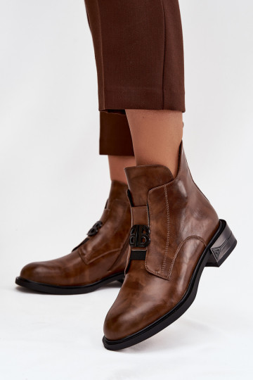 Gevoerde leren dames enkellaarsjes met decoratieve details in bruine kleur Briselda 2