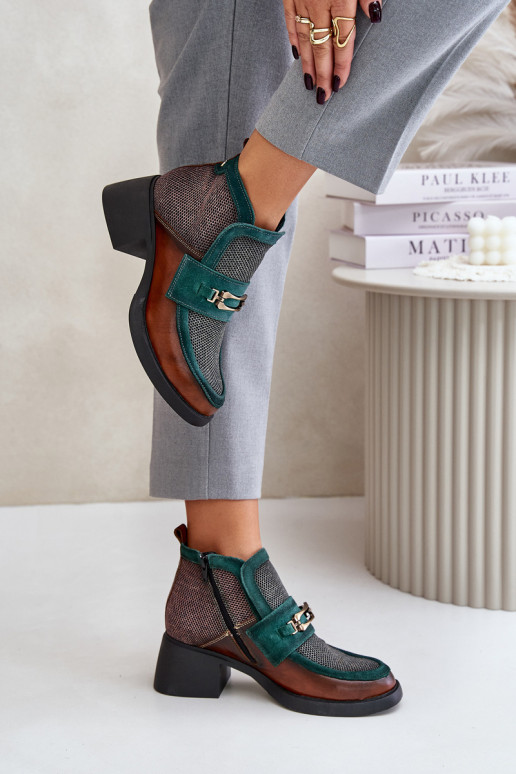 Leer Dameslaarzen Op enorme hakken met ornamenten Het heeftciejka A6747-29 bruin-groene kleur