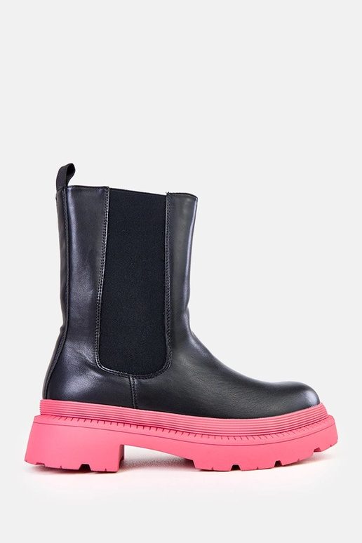 Zwarte enkellaarsjes met een roze...