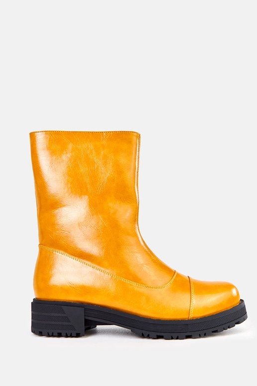 Oranje dames enkellaarsjes op een...