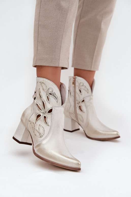 Leer met elementen van opengeInerkt Dameslaarzen Zazoo 3647 gouden kleur Przecierany