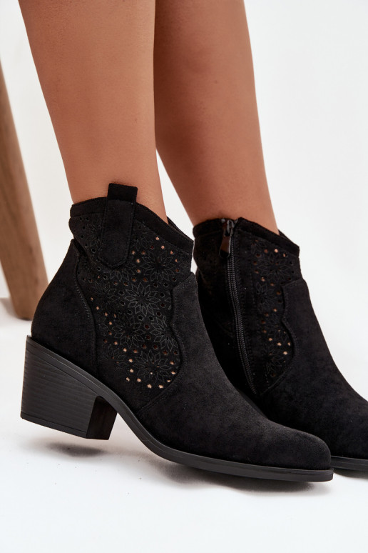 Dameslaarzen met elementen van opengeInerkt met hakken S.Barski HY52-529 zInart