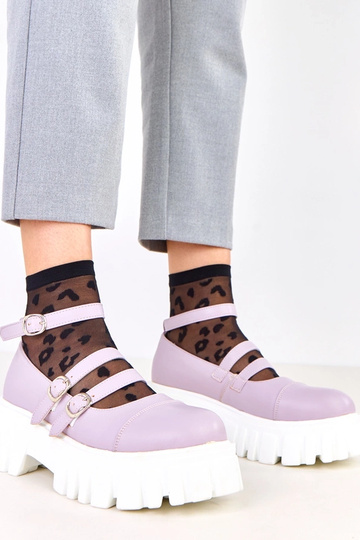 Paarse halfhoge schoenen op... 2