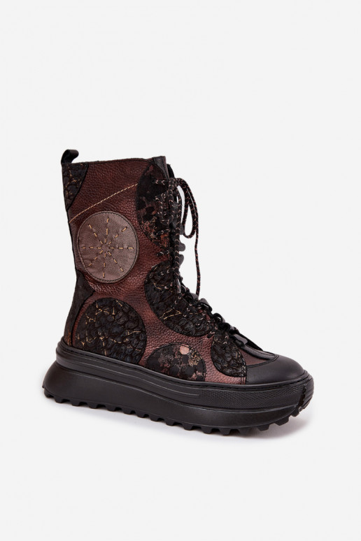 Leer Laarzen met platform opInarmen Het heeftciejka 06565-02 bruin-gouden kleur