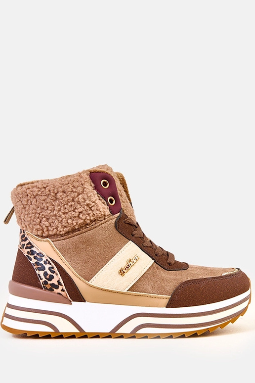 Bruine hoge warme sportieve schoenen...