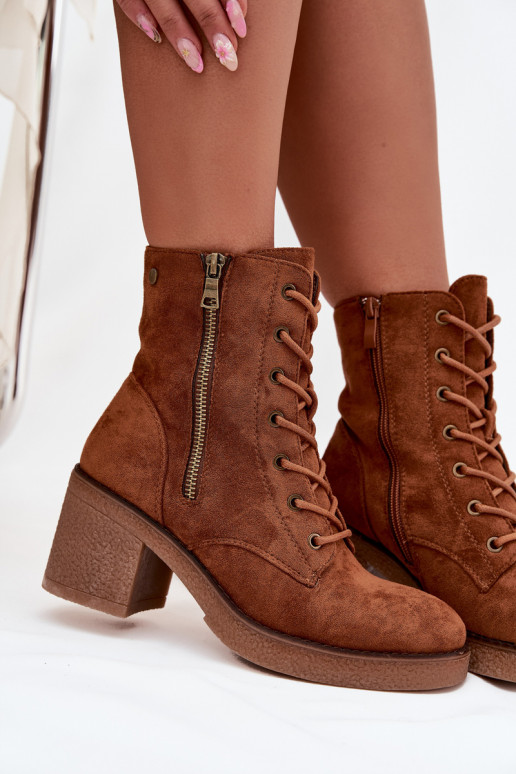 Gewatteerde dames bruine enkellaarsjes met veters en ritsen Paressa