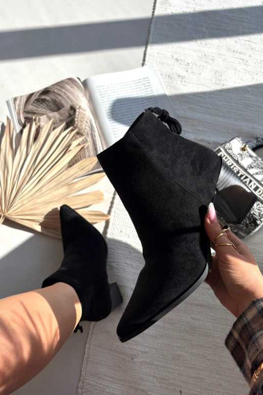 Dames zwarte enkellaarsjes met stijlvolle details Halisse