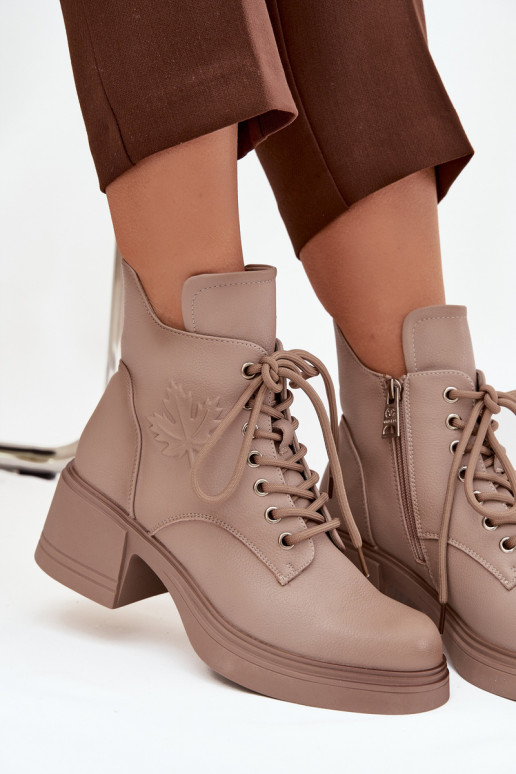 Dames enkellaarsjes van natuurlijk leer met klittenband, gevoerd, Vinceza 39950 zandkleur