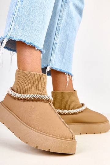 Bruine sneeuwlaarzen met... 2