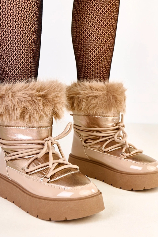 Beige sneeuwlaarzen met veters en...