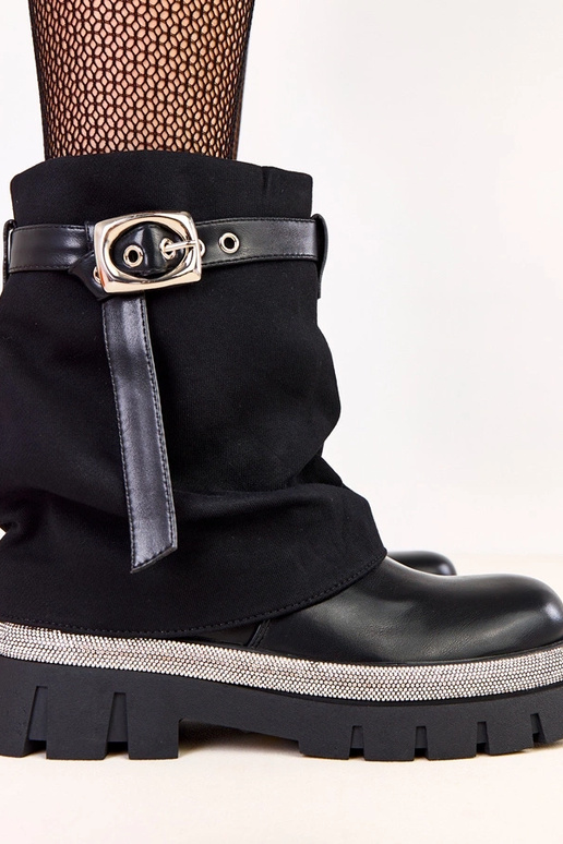 Zwarte enkellaarsjes met omgeslagen...