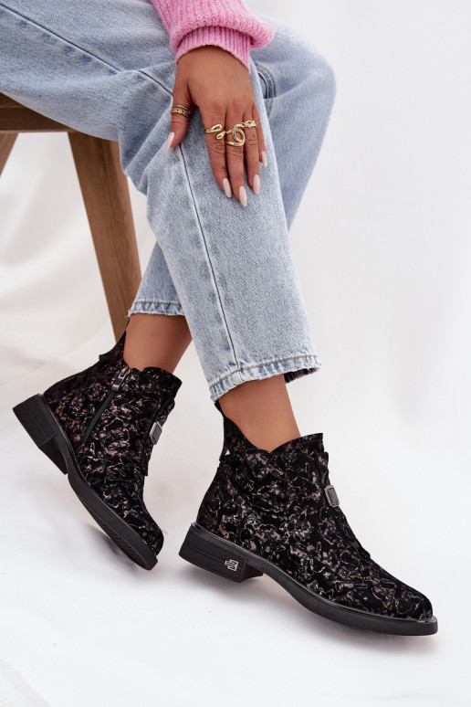 LaarzenOpturalnego van suèdeu Op een lage hak D&A CR52-713 in zInart en bruin