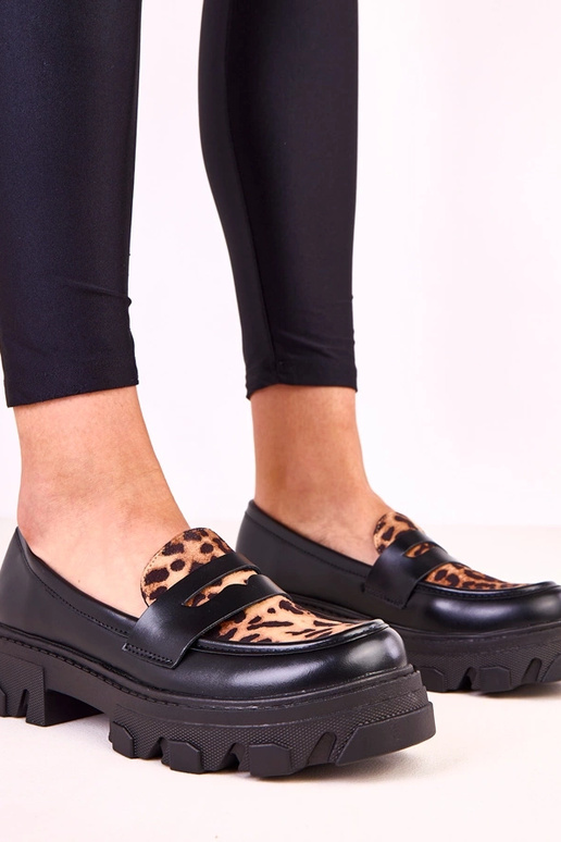 Zwarte mocassins met lederen accent...