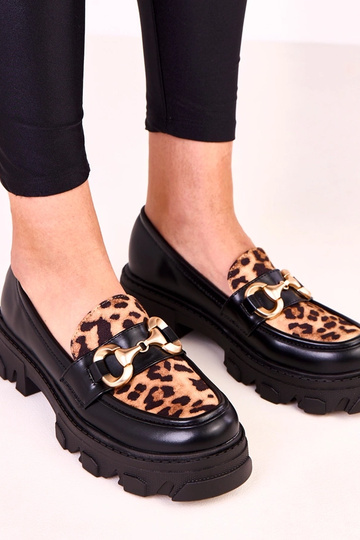 Zwarte mocassins met lederen accent en gouden versiering Ruben 2