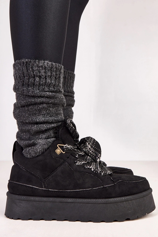 Zwarte warme sportschoenen met dikke...