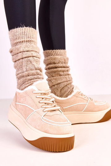 Beige warme sportschoenen... 2