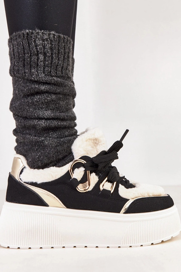 Zwarte verwarmde sneakers op een platform Deena