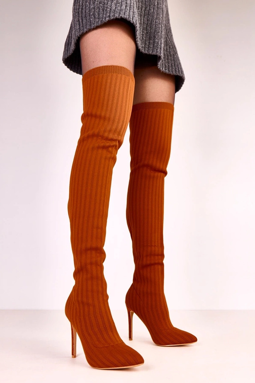 Bruine knie-lange stoffen laarzen Kenpis