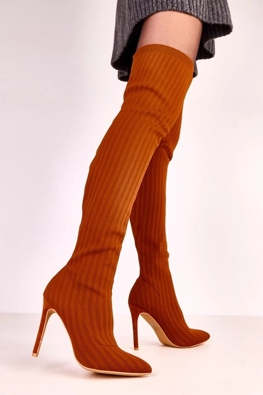 Bruine knie-lange stoffen laarzen Kenpis