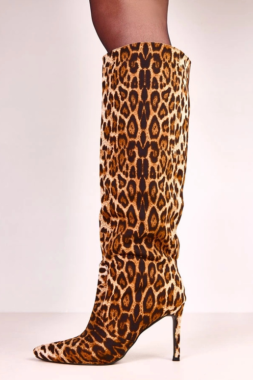 Dames lange laarzen met luipaardprint... Dames lange laarzen met luipaardprint...